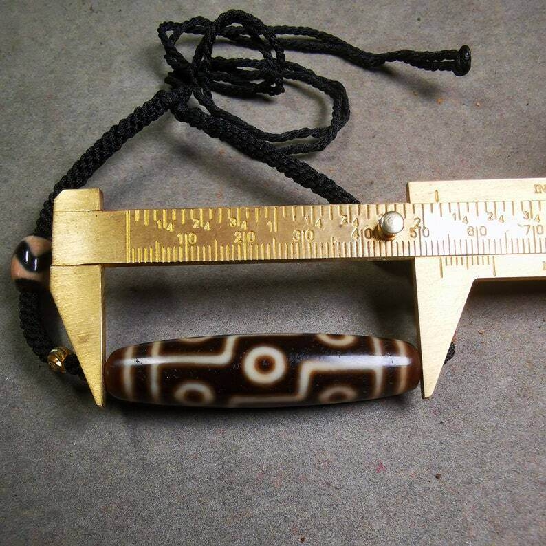 Dzi Bead Necklace,9 Eyed Dzi + Tiget Tooth Bead - Gandhanra-ART