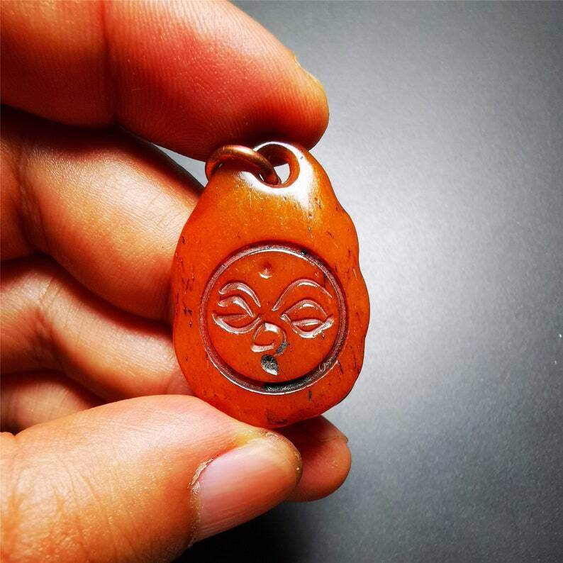 Amulet,Yak Bone Carved Buddha Eye Pendant - Gandhanra-ART