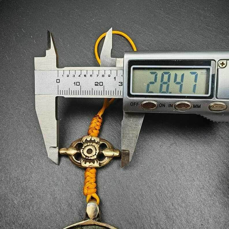 Amulet Sipaho Badge - Melong Mirror Calendar,45mm - Gandhanra-ART