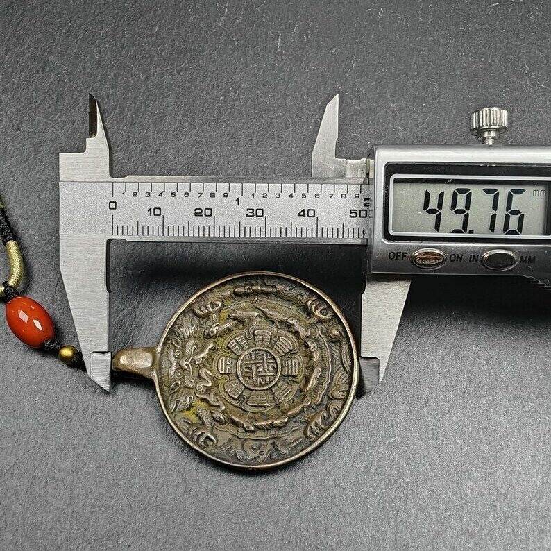 Calendar Amulet Sipaho Badge - Melong Mirror,42mm - Gandhanra-ART