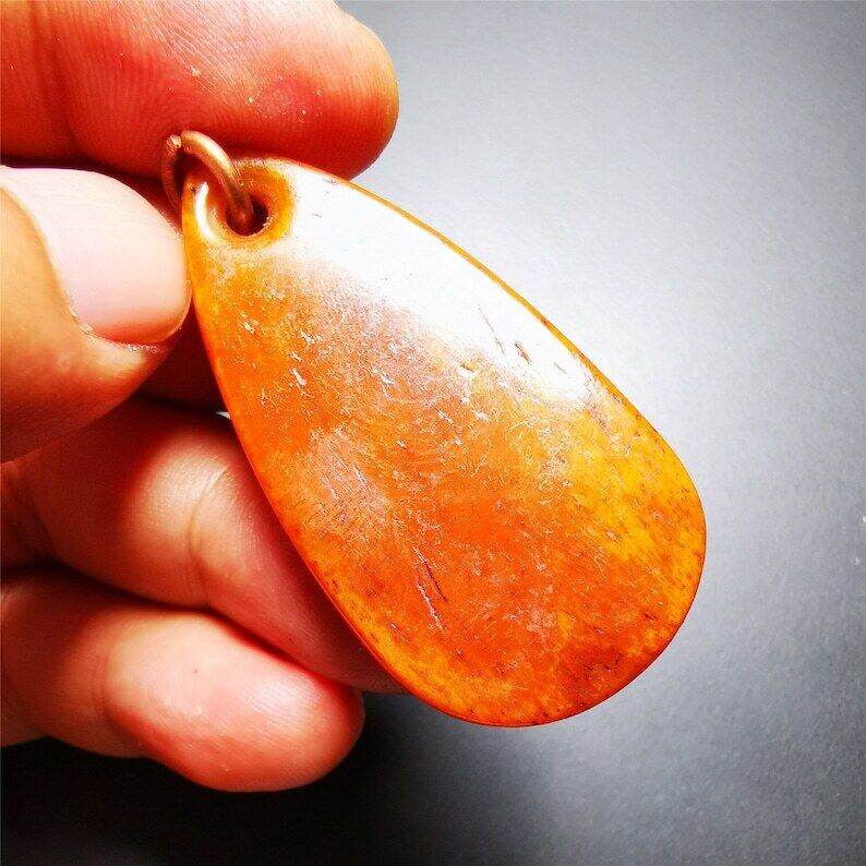 Amulet,Yak Bone Carved OM Mani Padme Hum Mantra,Tibetan Letter - Gandhanra-ART