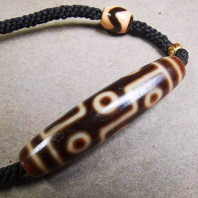 Dzi Bead Necklace,9 Eyed Dzi + Tiget Tooth Bead - Gandhanra-ART