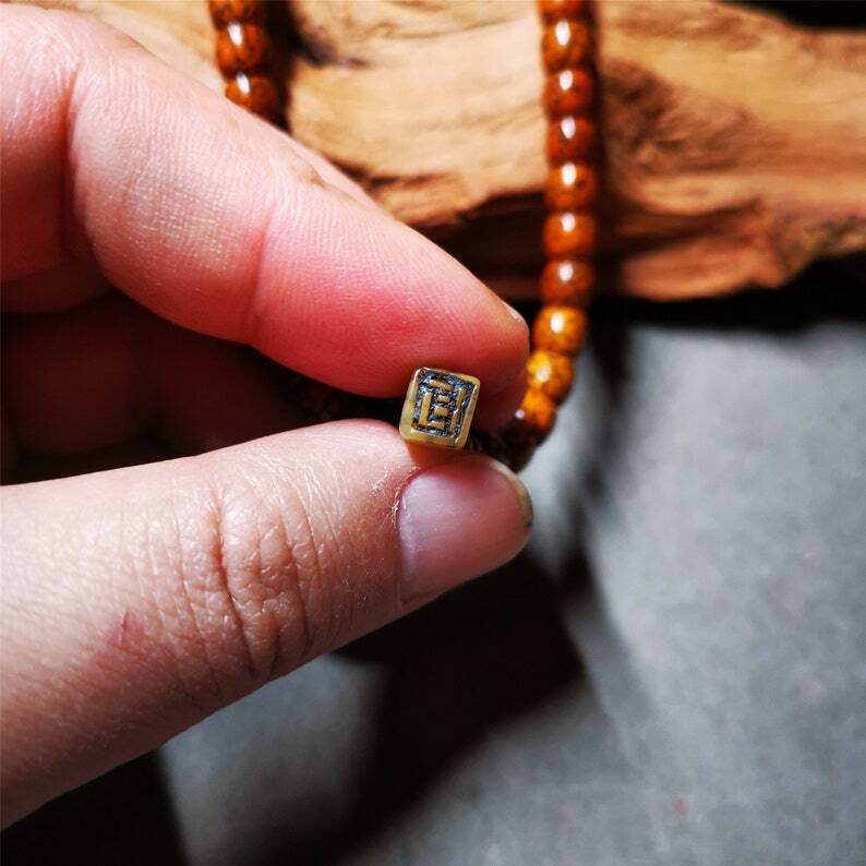 Yak Bone Carved Mantra Dot Stamp Prayer Bead Pendant,Mala Counter Clip Amulet - Gandhanra-ART