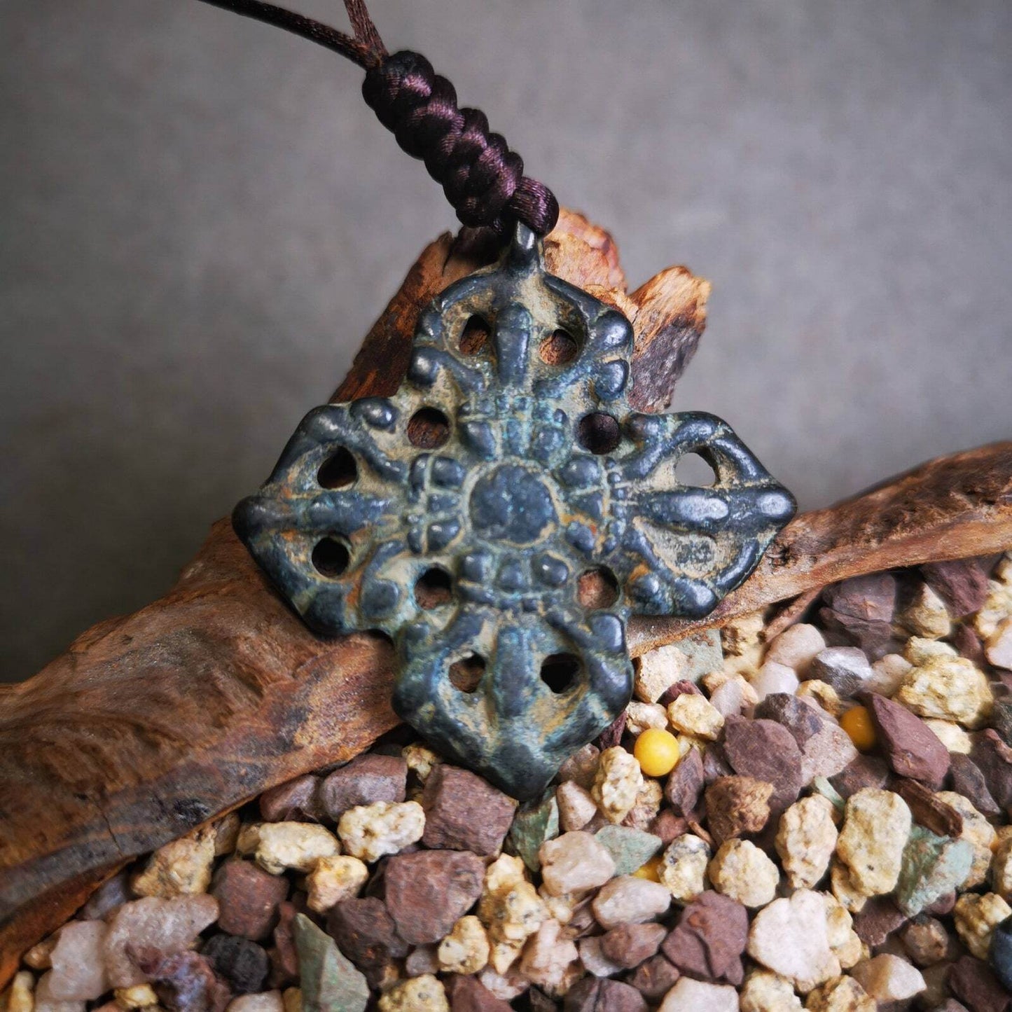 Buddhist Amulet,Cross Vajra Badge, Made of Thokcha - Gandhanra-ART