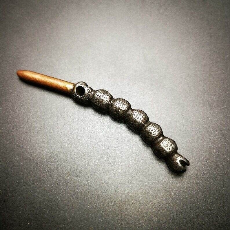 Handmad Charm Pendant,Tibetan Cordyceps Sinensis,Made of Cold Iron and Brass - Gandhanra-ART
