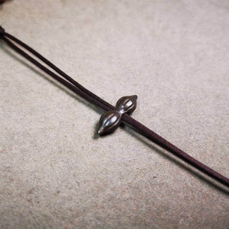 Amulet,Vajra Pendant for Mala,Bag Hanging,Prayer Bead - Gandhanra-ART