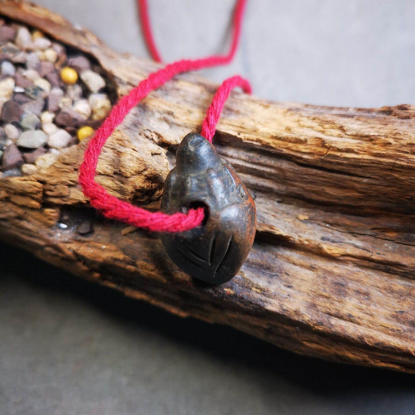 Old Tibetan Niang La Tsa Tsa Statue Amulet, Small Stupa,Pagoda Pendant - Gandhanra-ART