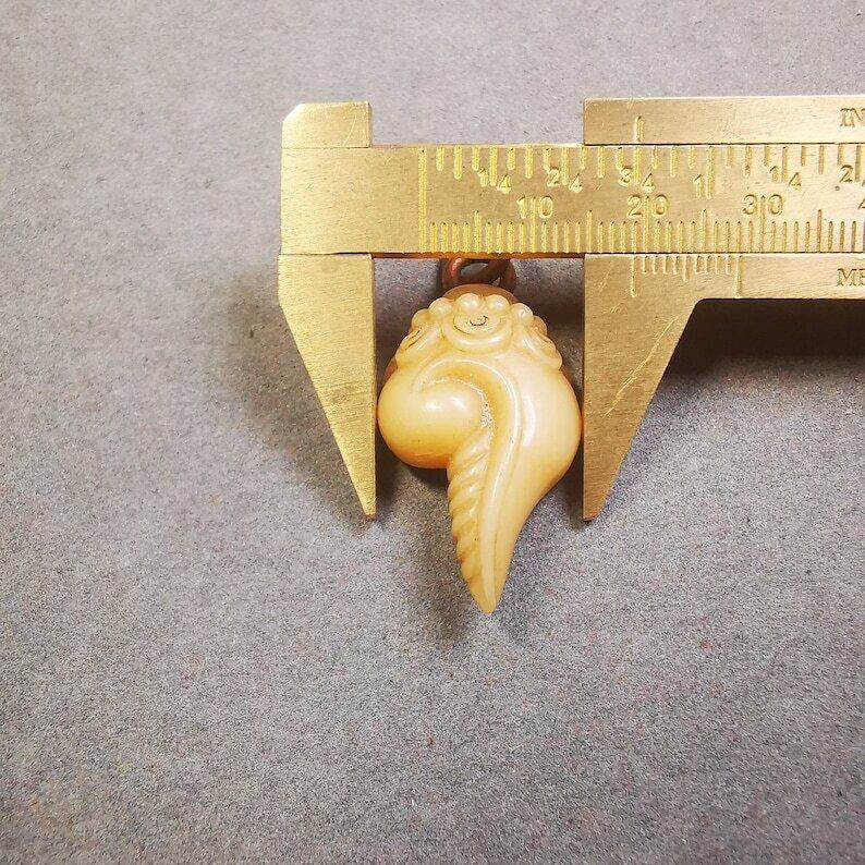 Yak Bone Amulet,Shankha - Gandhanra-ART