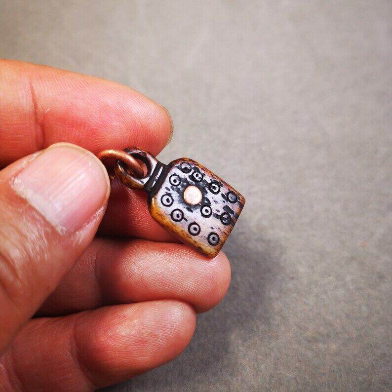 Yak Bone Carved Mantra Dot Prayer Bead Pendant - Gandhanra-ART