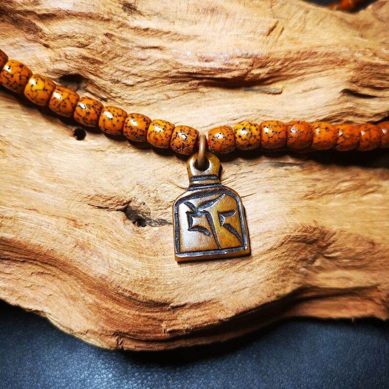 Yak Bone Carved Letter Prayer Bead Pendant - Gandhanra-ART