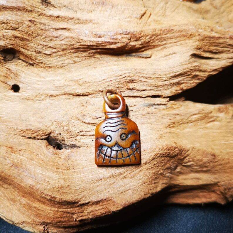 Yak Bone Carved Skull Prayer Bead Pendant - Gandhanra-ART