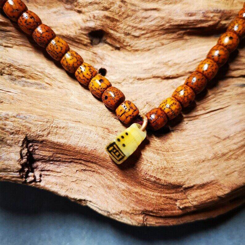 Yak Bone Carved Mantra Dot Stamp Prayer Bead Pendant,Mala Counter Clip Amulet - Gandhanra-ART