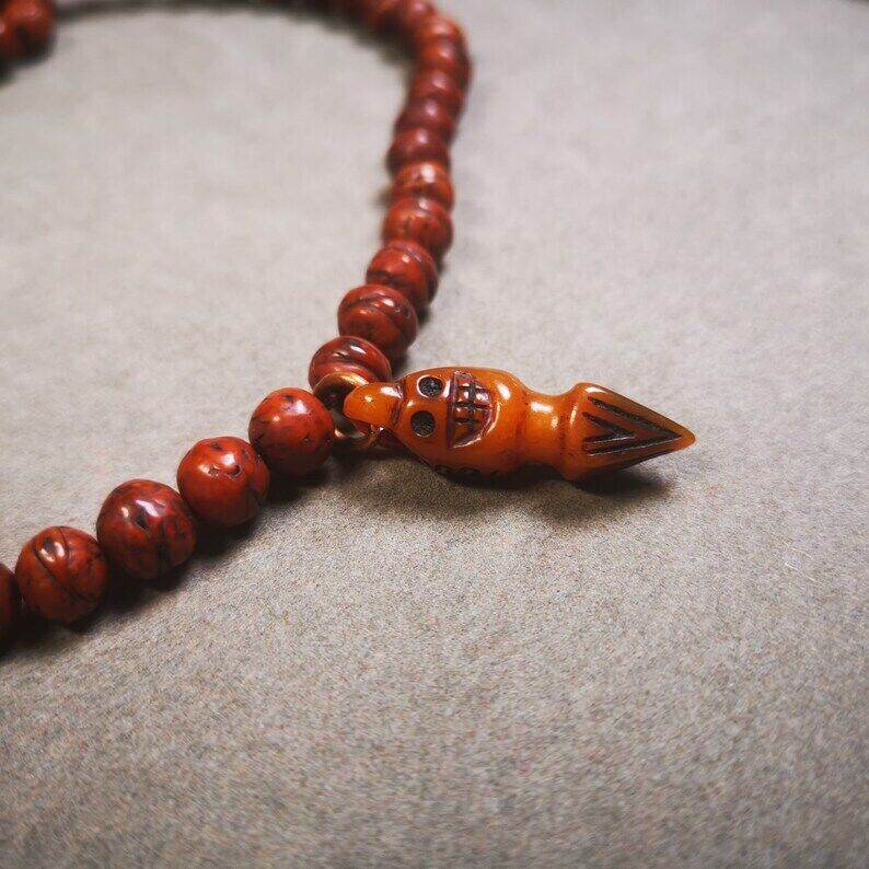 Yak Bone Carved Skull Phurba Amulet, Ritual Implement Pendant - Gandhanra-ART