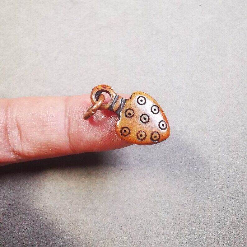 Yak Bone Carved Mantra Dot Prayer Bead Pendant - Gandhanra-ART