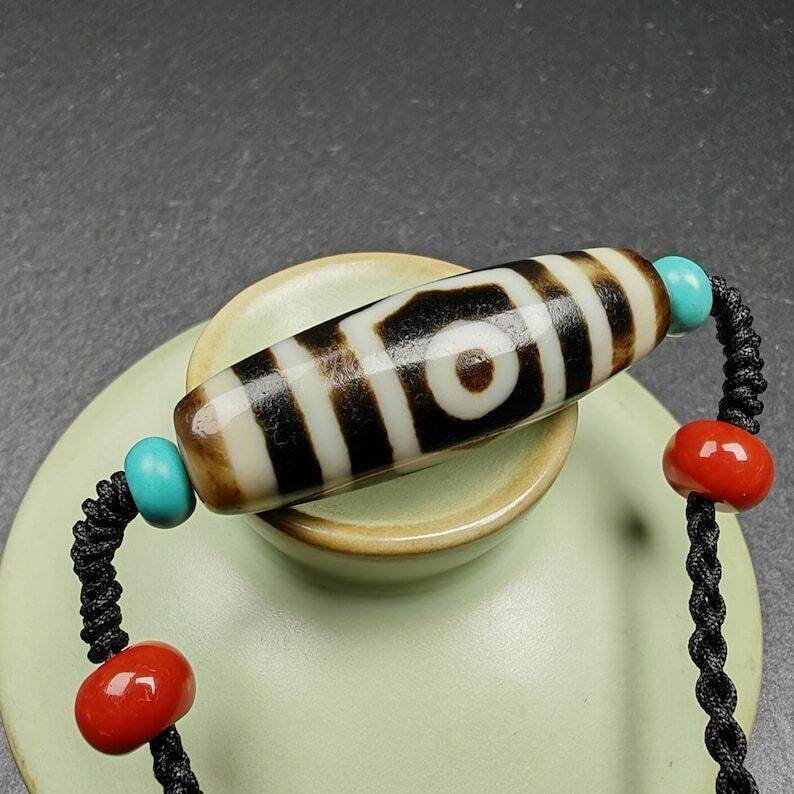 3 Eyes Dzi Bead Amulet,37*12mm - Gandhanra-ART