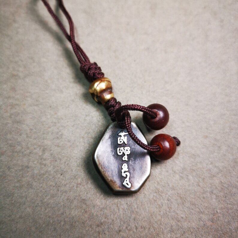 Drashi Lhamo,Zashi Lhamo Pendant
