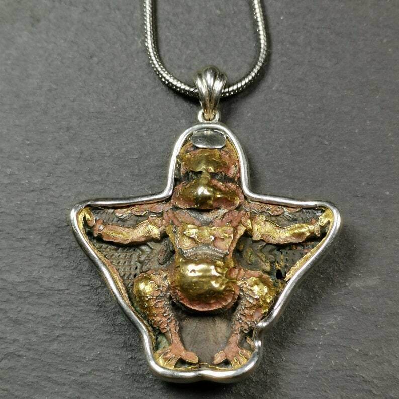 Amulet,Garuda,Golden-winged Bird Pendant,1.6 inches - Gandhanra-ART