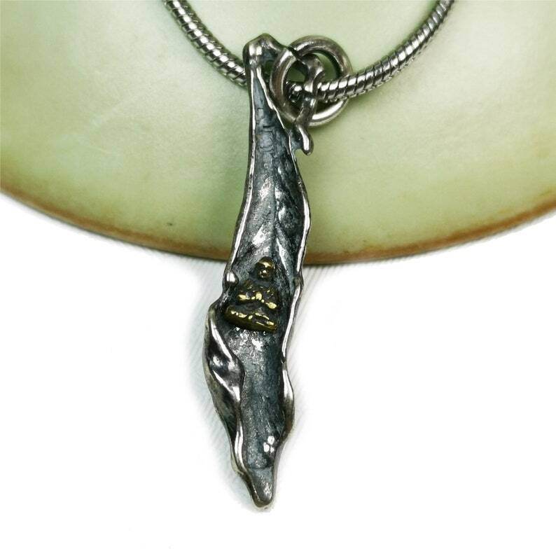 Lucky Charm, Unique Buddha among Leaf,Silver Pendant Amulet - Gandhanra-ART