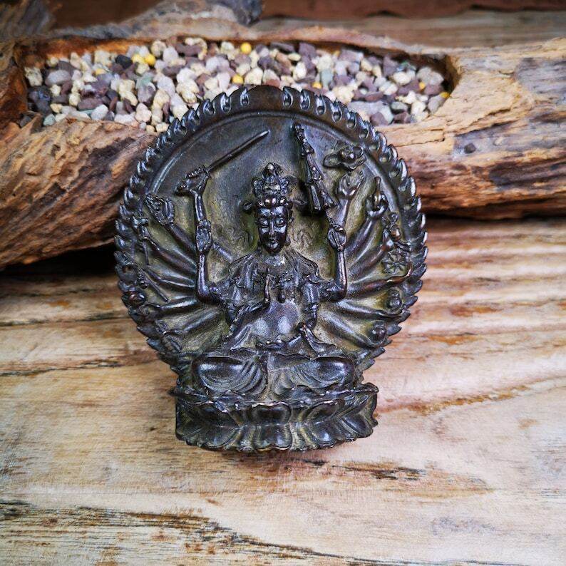 Statue,Thousand Armed Avalokitesvara,Padmapani,Kuanyin - Gandhanra-ART