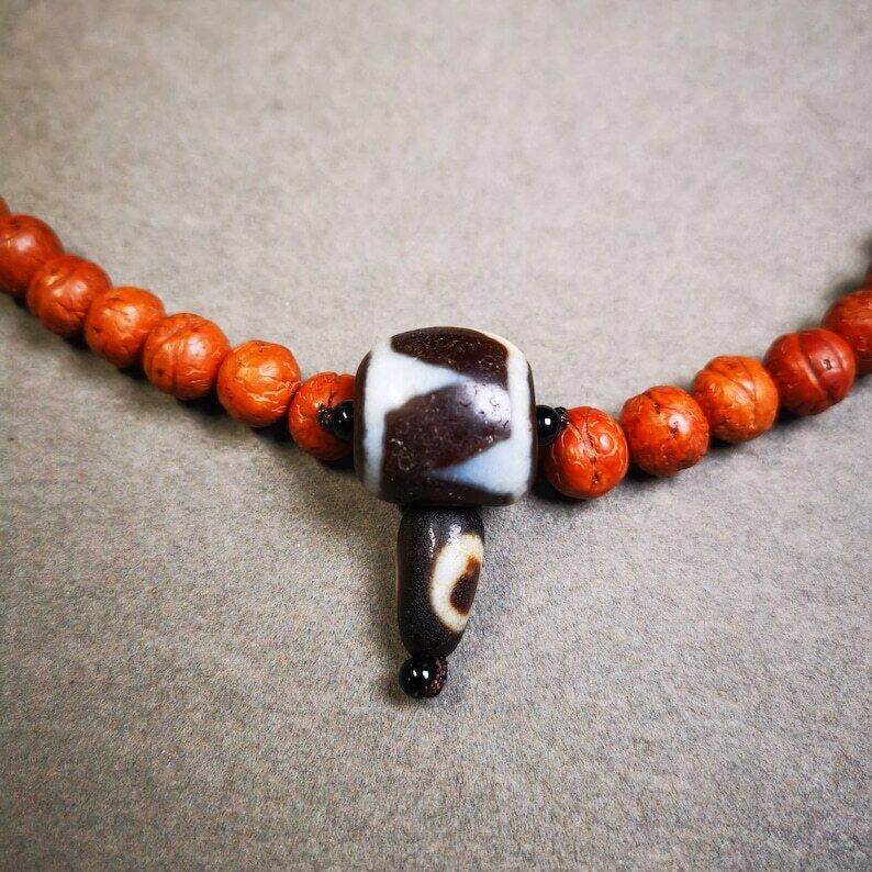Tiger Tooth Dzi Guru Bead,T-drilled 3-Hole Mala Bead, Prayer Bead,Connector Bead - Gandhanra-ART
