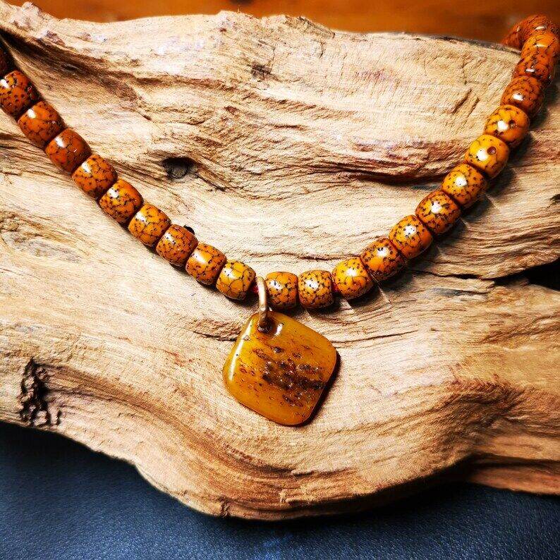 Yak Bone Carved OM Letter Prayer Bead Pendant,Bead Counter Clip Amulet for Mala - Gandhanra-ART