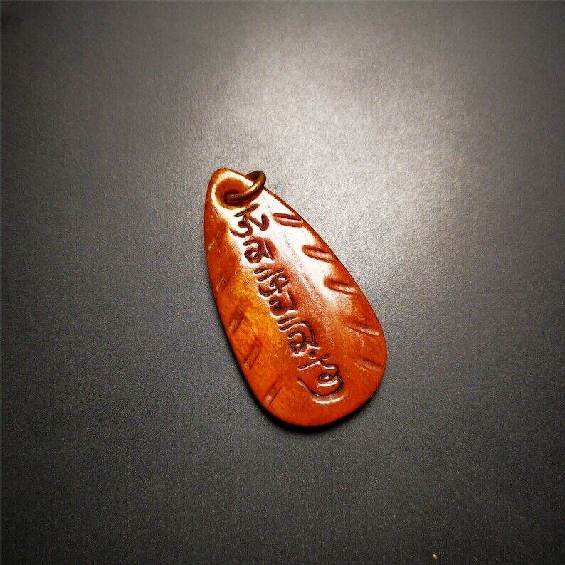 Amulet,Yak Bone Carved OM Mani Padme Hum Mantra,Tibetan Letter - Gandhanra-ART