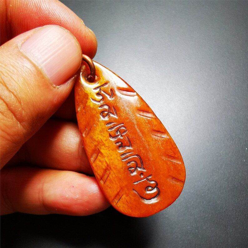 Amulet,Yak Bone Carved OM Mani Padme Hum Mantra,Tibetan Letter - Gandhanra-ART