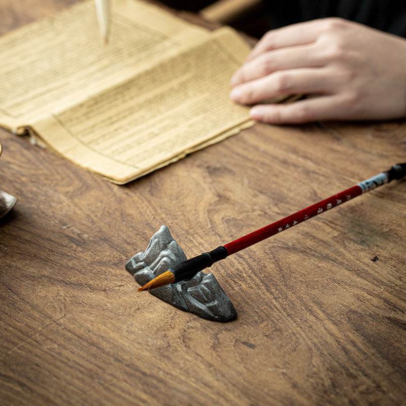 Ceramic Hill Decoration with Zen Aesthetic - Gandhanra-ART