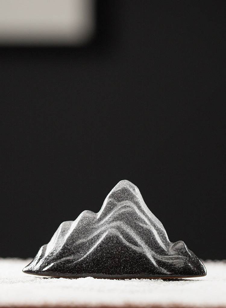 Ceramic Hill Decoration with Zen Aesthetic - Gandhanra-ART