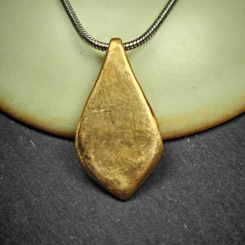 Buddhist Amulet Necklace | Yellow Jambhala Protection Necklace - Gandhanra-ART