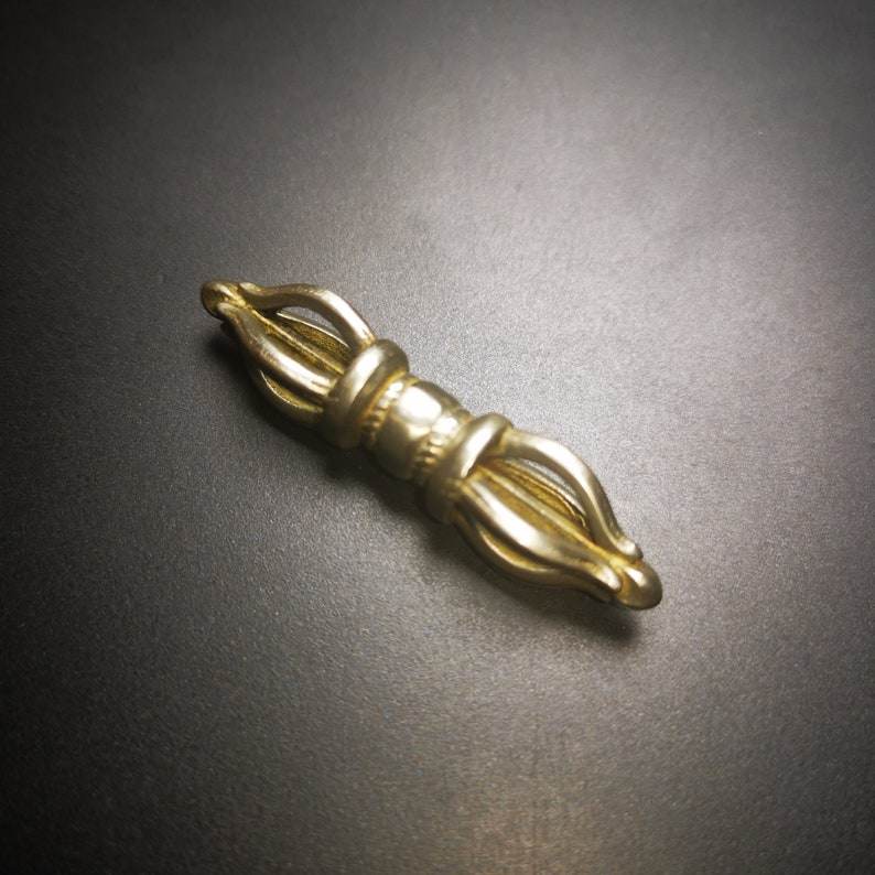 Five-pronged Vajra Amulet - Gandhanra-ART