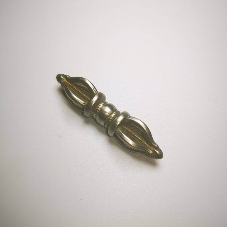 Five-pronged Vajra Amulet - Gandhanra-ART