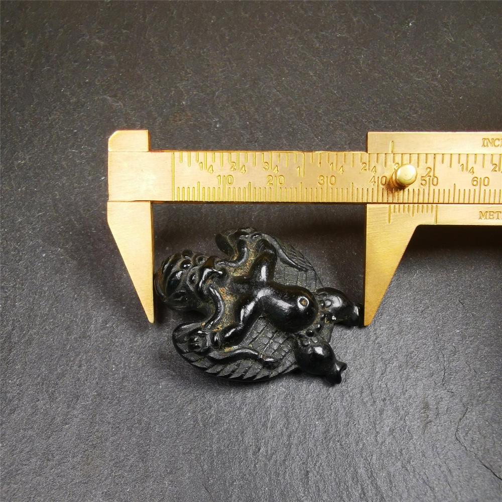 Garuda Amulet - 1.65" Gandhanra-ART