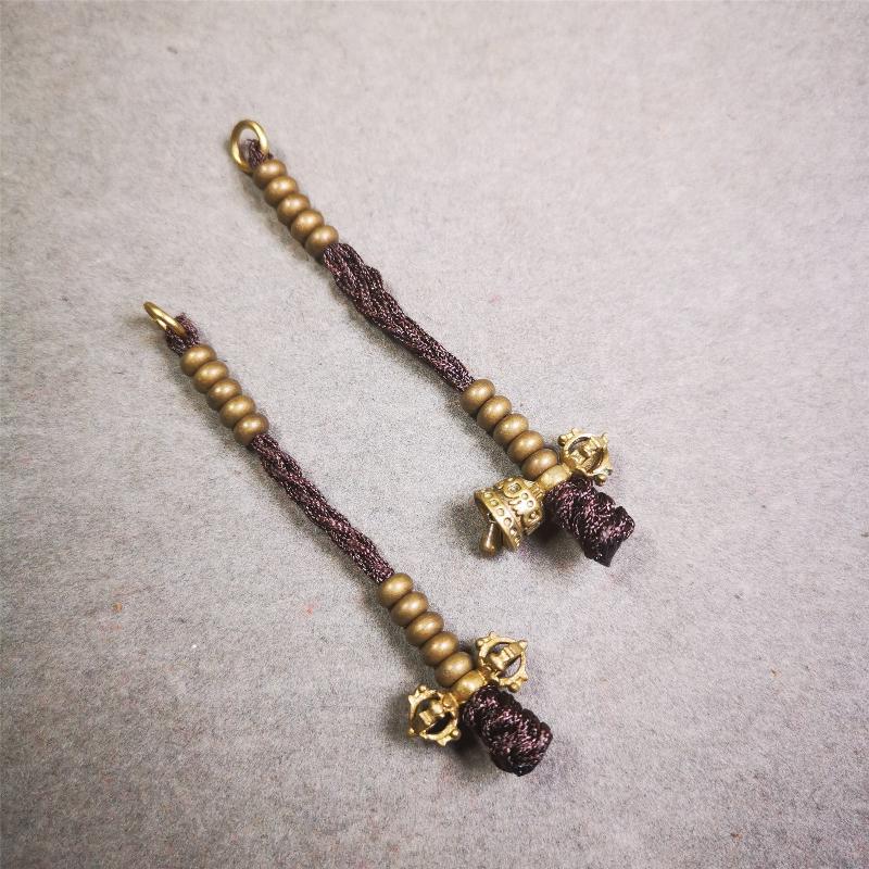 5mm Brass Prayer Bead Counters with Dorje Bell Pendant