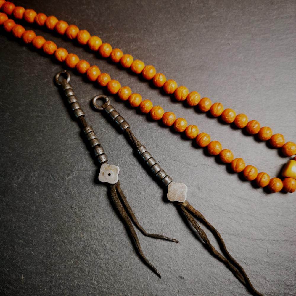 6mm Cold Iron Prayer Bead Counters with Gesang Flower Pendant - Gandhanra-ART