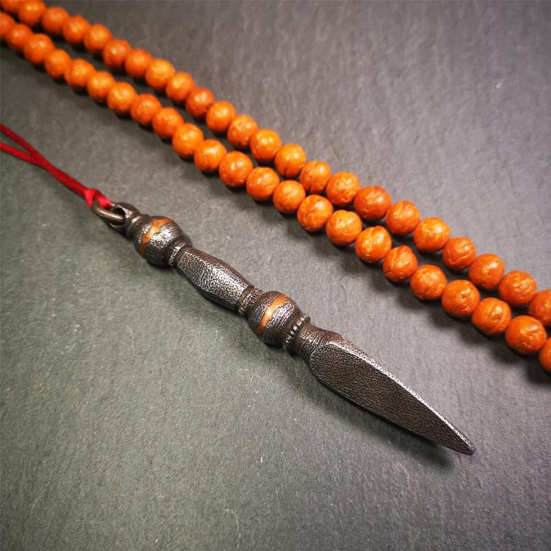 This handmade Dorje Phurba was crafted by Tibetan craftsmen from Hepo Town, Baiyu County, Tibet,known for its renowned Tibetan handicrafts. The upper part is a vajra, and the lower part is a phurba. Copper dots is inlaid on the waist of the phurba