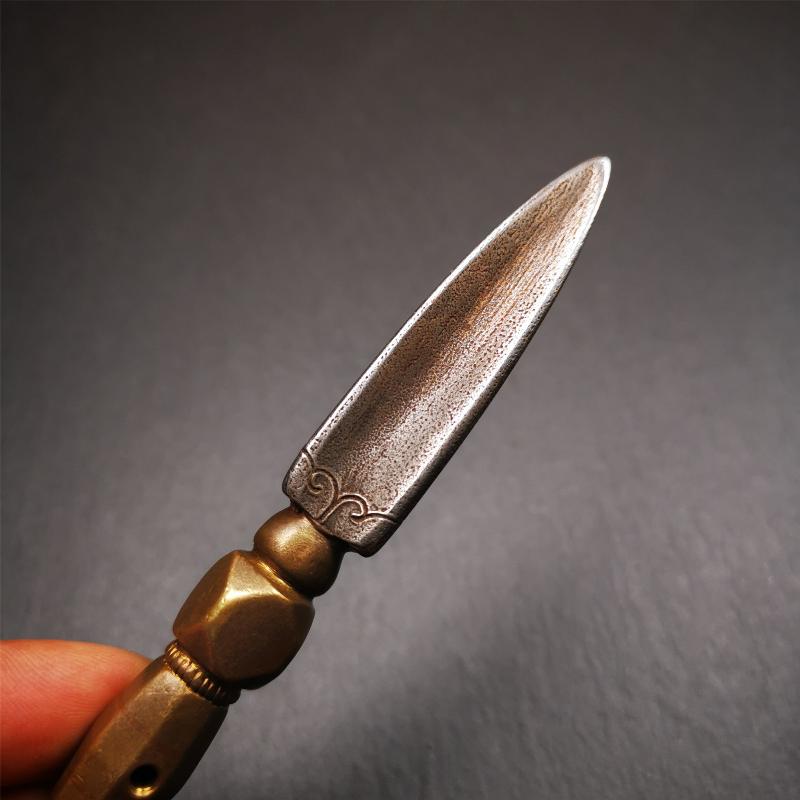 Gandhanra Handmade Tibetan Buddhist Ritual Implement - Kila -Dorje Phurba,Made of Cold Iron inlaid with Brass,5.1".The handle is made of brass and the blade is made of cold iron,very delicate.Handmade by Tibetan craftsmen from Tibet in 1990's.