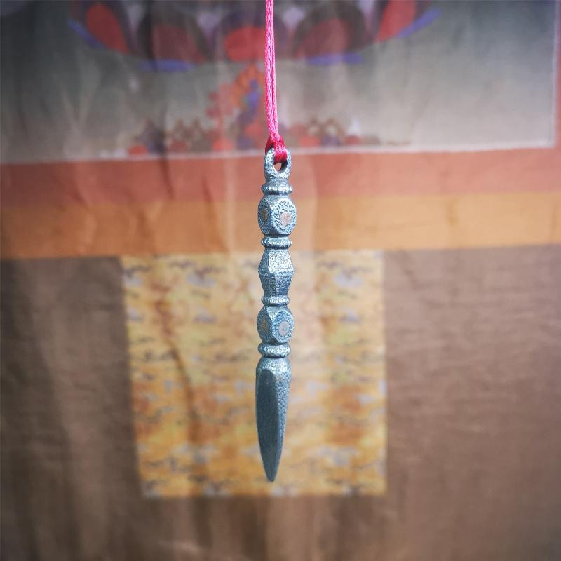 This handmade Dorje Phurba was crafted by Tibetan craftsmen from Hepo Town, Baiyu County, Tibet,known for its renowned Tibetan handicrafts. The upper part is a vajra, and the lower part is a phurba. Copper dots is inlaid on the waist of the phurba