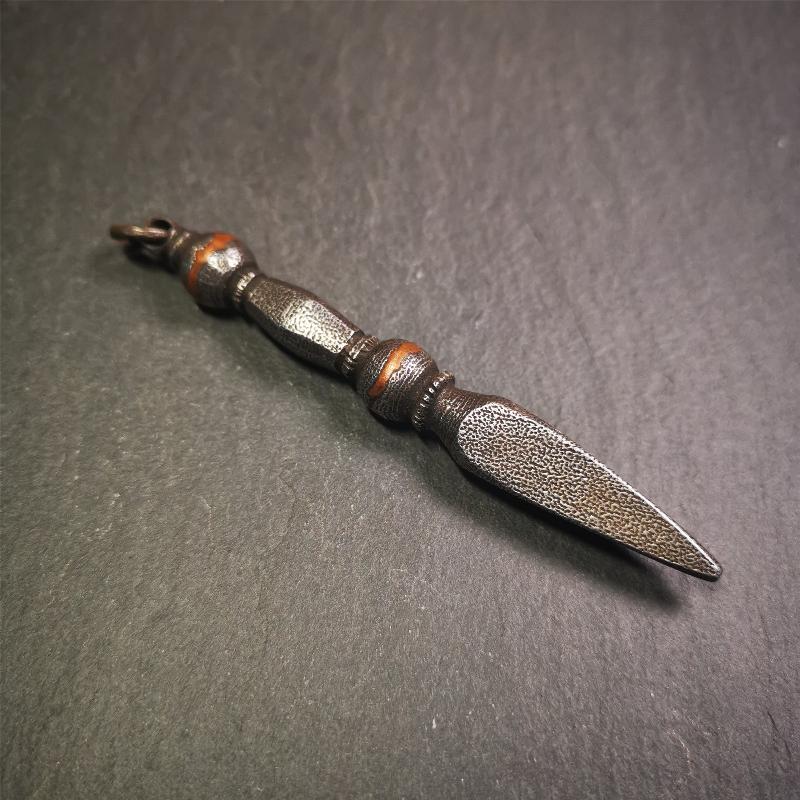 This handmade Dorje Phurba was crafted by Tibetan craftsmen from Hepo Town, Baiyu County, Tibet,known for its renowned Tibetan handicrafts. The upper part is a vajra, and the lower part is a phurba. Copper dots is inlaid on the waist of the phurba