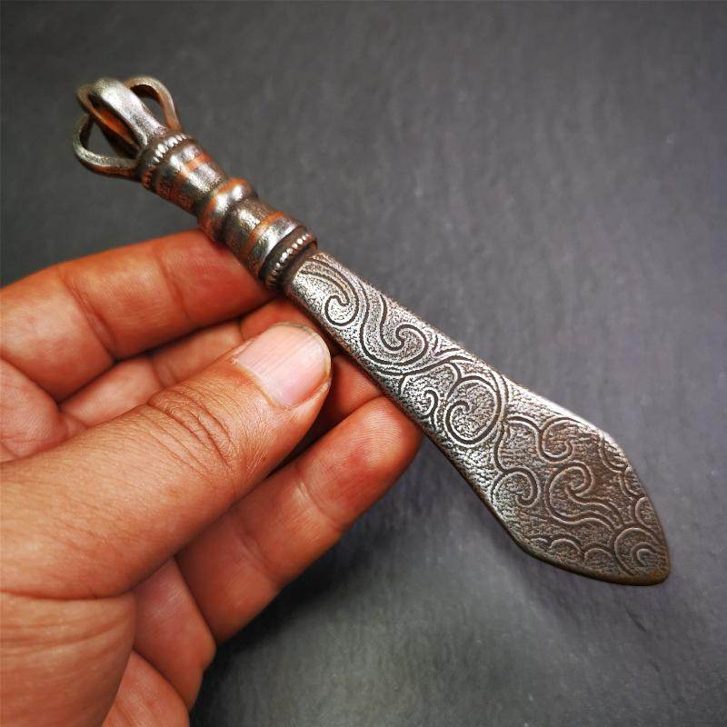 Mansusri Sword - Gandhanra-ART
