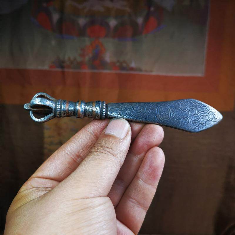 Mansusri Sword - Gandhanra-ART