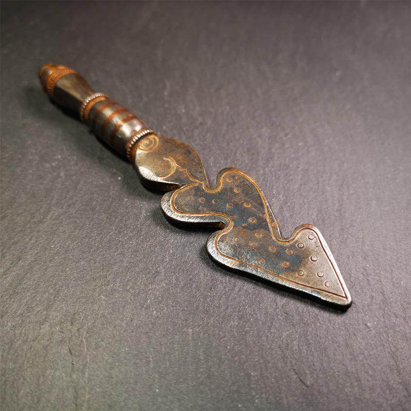 Snake Spear - Gandhanra-ART
