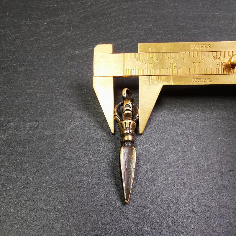 This handmade Dorje Phurba was crafted by Tibetan craftsmen from Hepo Town, Baiyu County, Tibet,known for its renowned Tibetan handicrafts. The upper part is half vajra, and the lower part is a phurba.