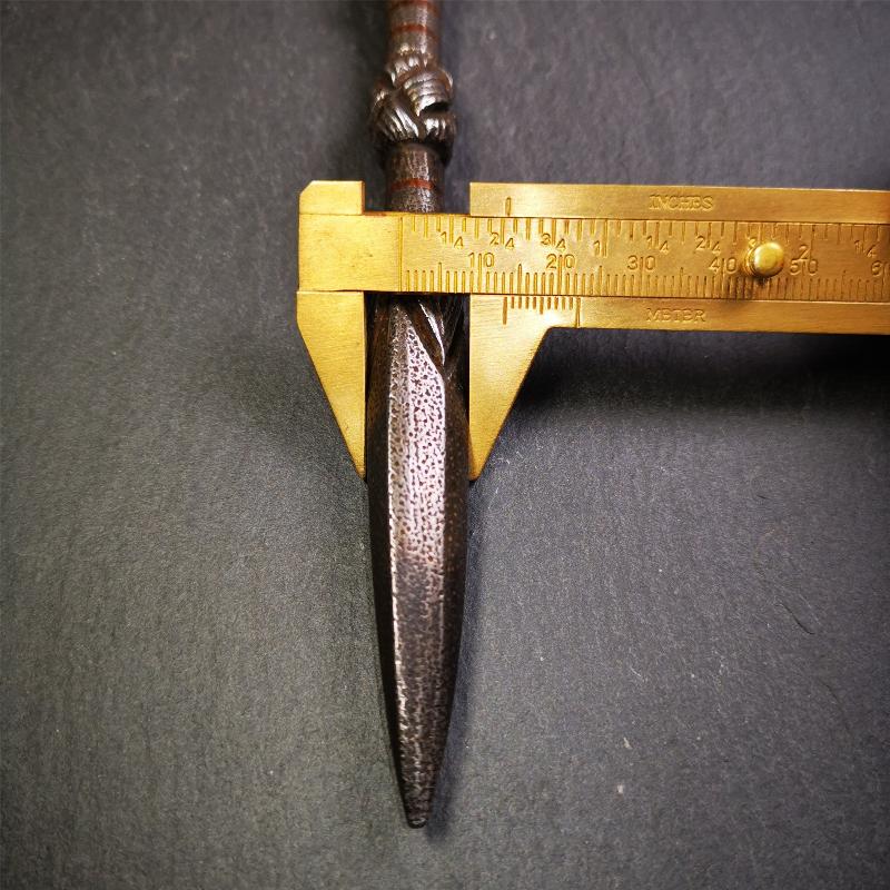 Gandhanra Tibetan Buddhist Ritual Implement - Kila - Phurba - Phurpa