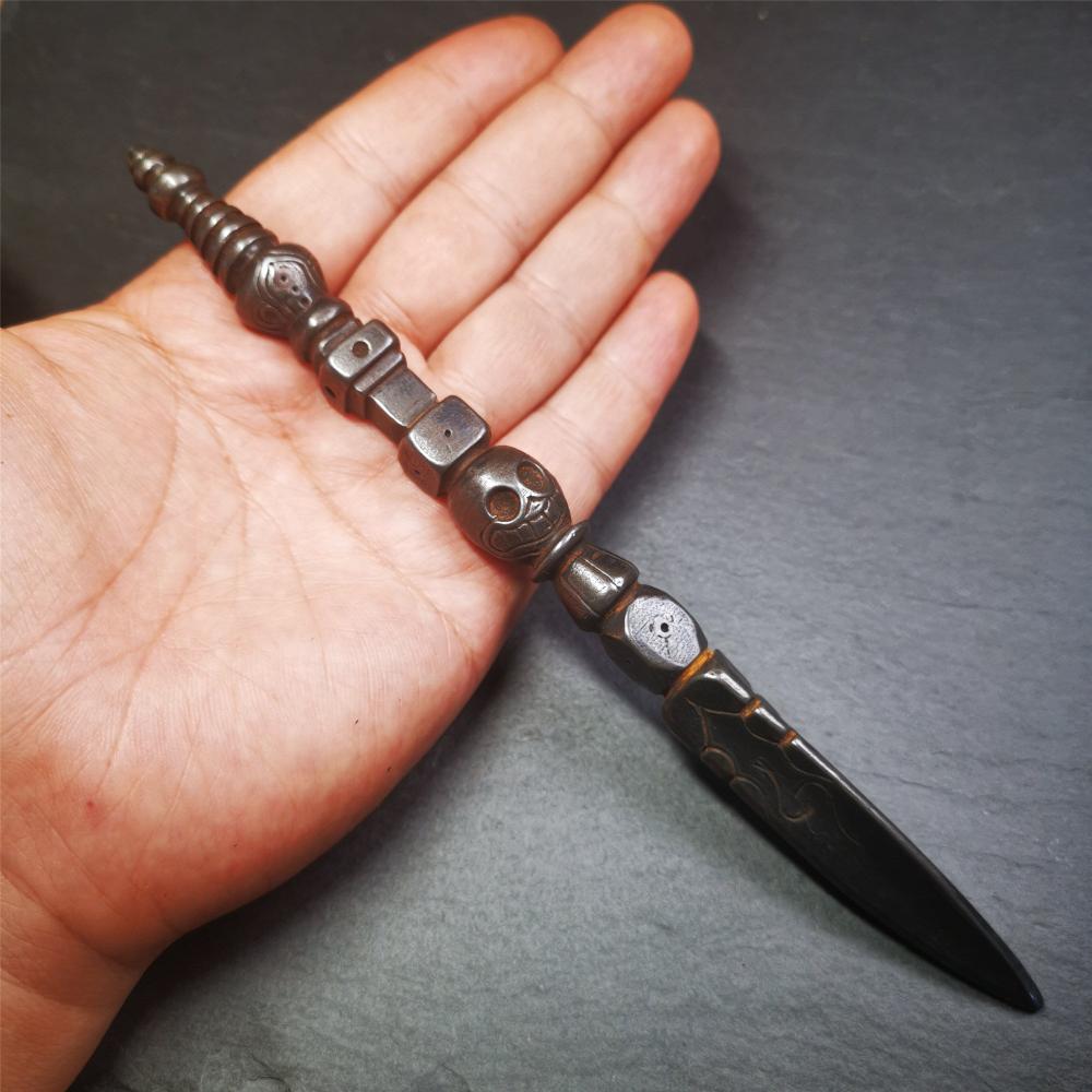 Gandhanra Tibetan Buddhist Ritual Implement - Kila -Dorje Phurba,Made of Cold Iron inlaid Copper,7.5".Its top is a stupa, in the middle is the skull Shmashana Adhipati, and at the bottom is a phurba,handmade by Tibetan craftsmen in 1990's.