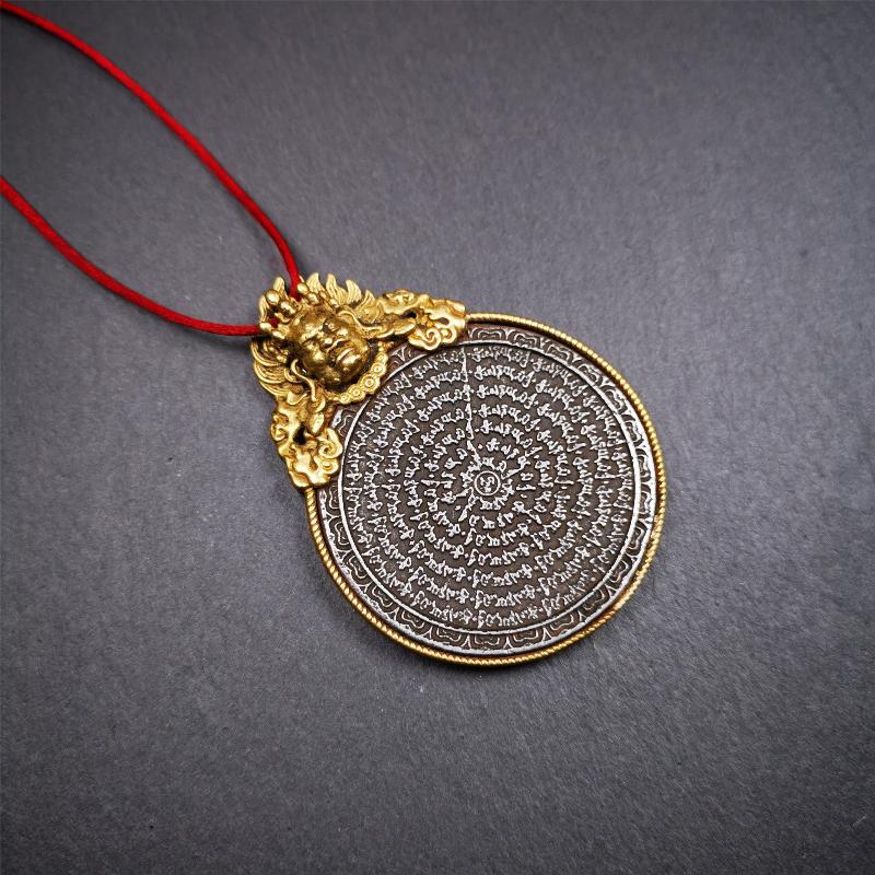This type of tibetan mantra badge amulet was made by Tibetan craftsmen and come from Hepo Town, Baiyu County, Tibet.It is made of cold iron,grey color,carved mantra of Om Mani Padme Hum It adopts a split casting method, the shell is Mahakala.