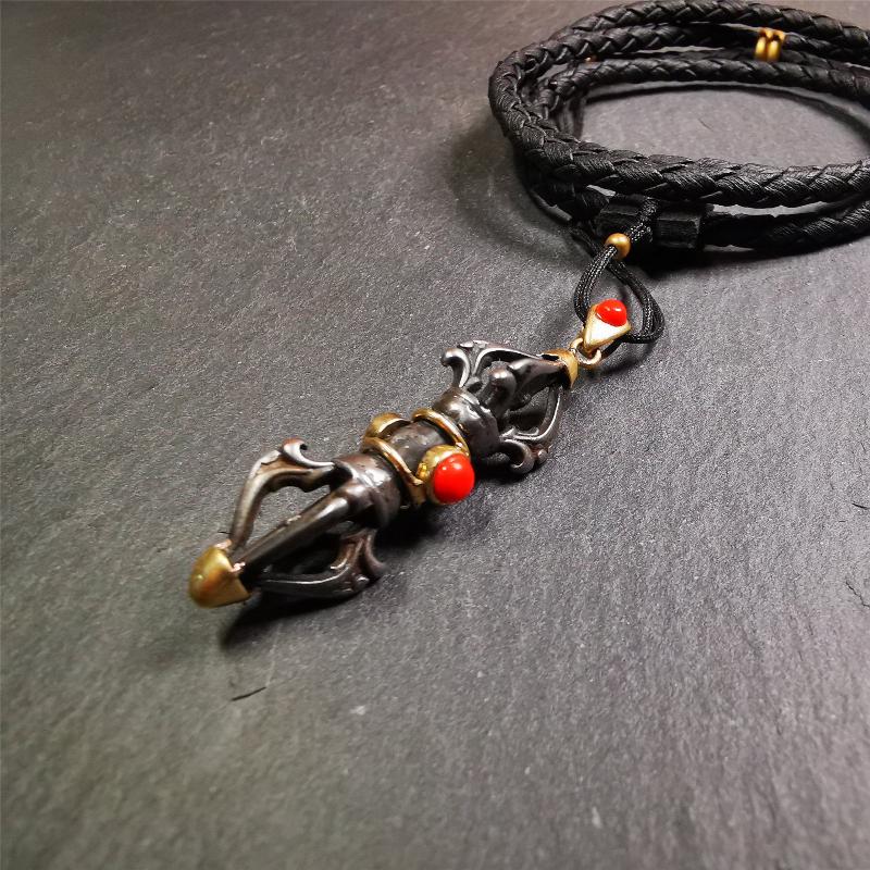 This unique vajra pendant was handmade by Tibetan craftsmen from Tibet in 1990's,from Hepo Town, Baiyu County, the birthplace of the famous Tibetan handicrafts. It is five-pronged Vajra,made of cold iron, 1.77 inch height.Comes with leather cord. You can make it a necklace, pendant, keychain, mala pendant, or just as an ornament on your desk.