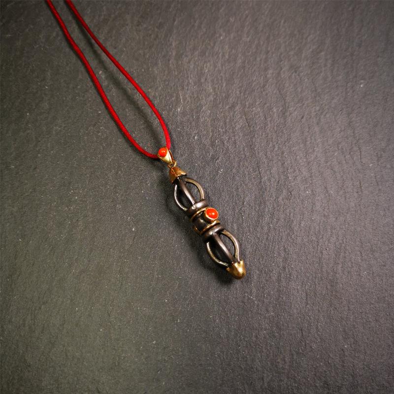 This unique vajra pendant was handmade by Tibetan craftsmen from Tibet in 1990s,from Hepo Town, Baiyu County, the birthplace of the famous Tibetan handicrafts. It is five-pronged Vajra,made of cold iron, 1.77 inch height.Comes with leather cord.