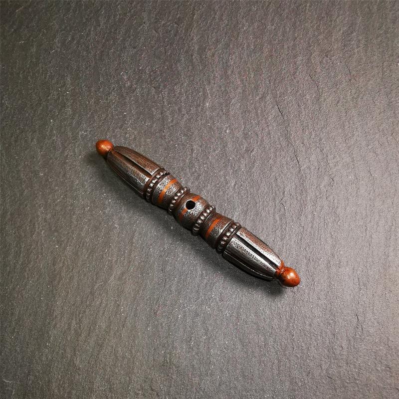 This unique vajra pendant was handmade by Tibetan craftsmen from Tibet in 1990s,from Hepo Town, Baiyu County, the birthplace of the famous Tibetan handicrafts. It is nine-pronged Vajra,made of cold iron,inlaid copper wire, 3.22 inches length.