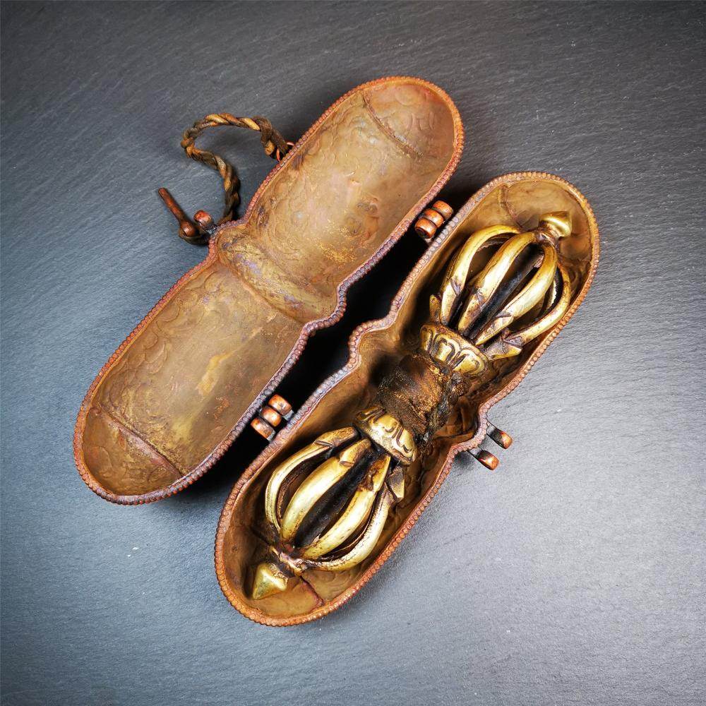 9 Pronged Vintage Vajra Dorje with Case - Gandhanra-ART